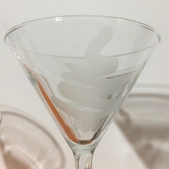 Two (2) Etched Christmas Tree Design 8.5 oz. Martini Glasses - Picture 4 of 9